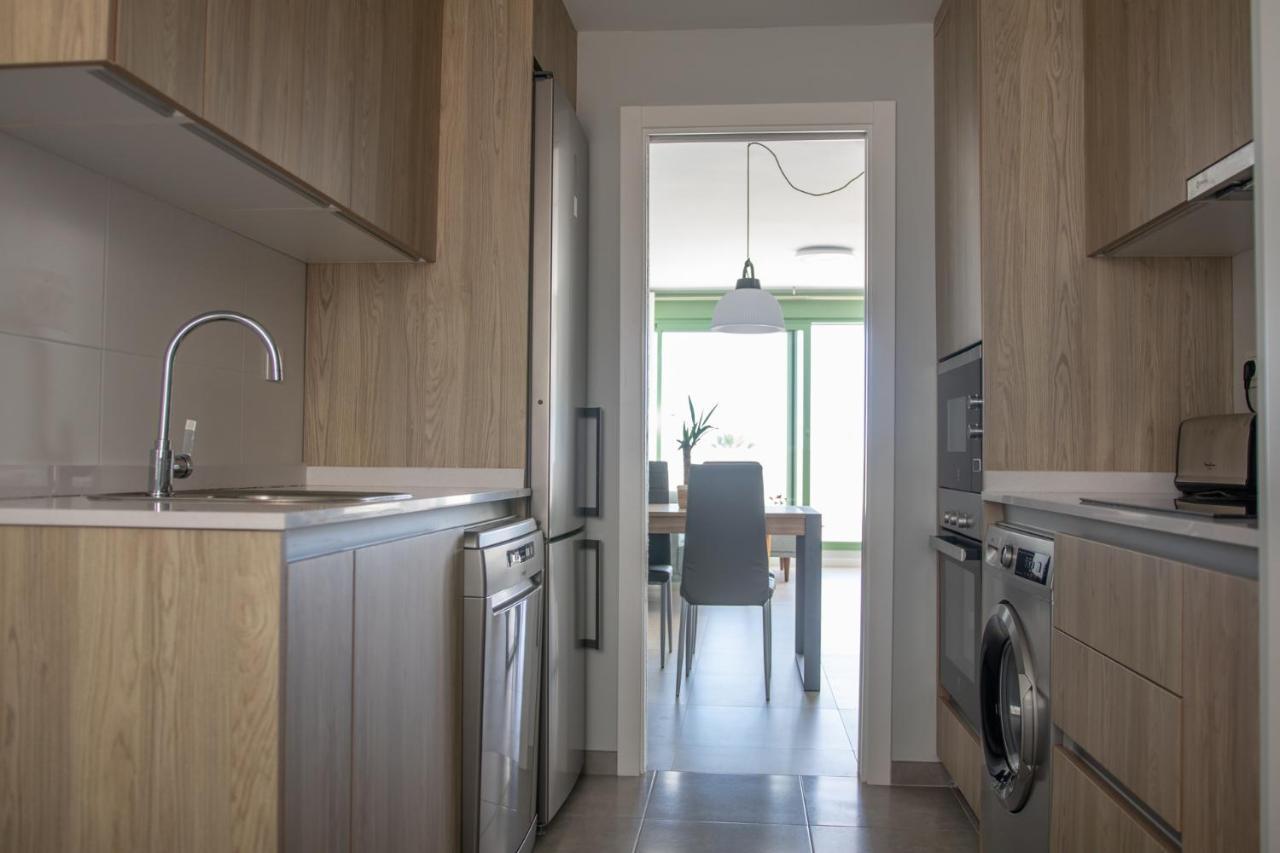 Precioso Apartamento Frente A La Playa Con Piscina موخاكار المظهر الخارجي الصورة