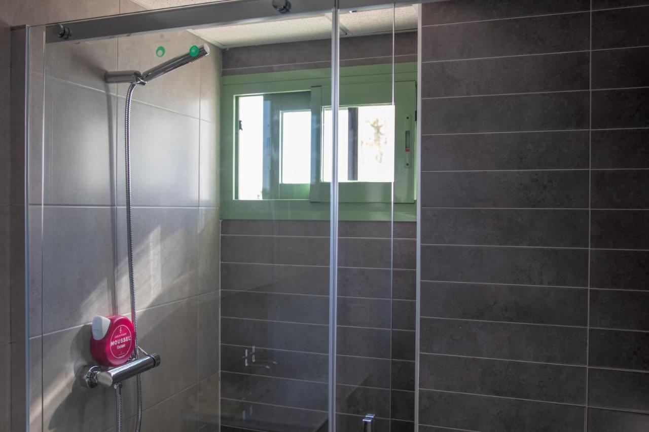 Precioso Apartamento Frente A La Playa Con Piscina موخاكار المظهر الخارجي الصورة