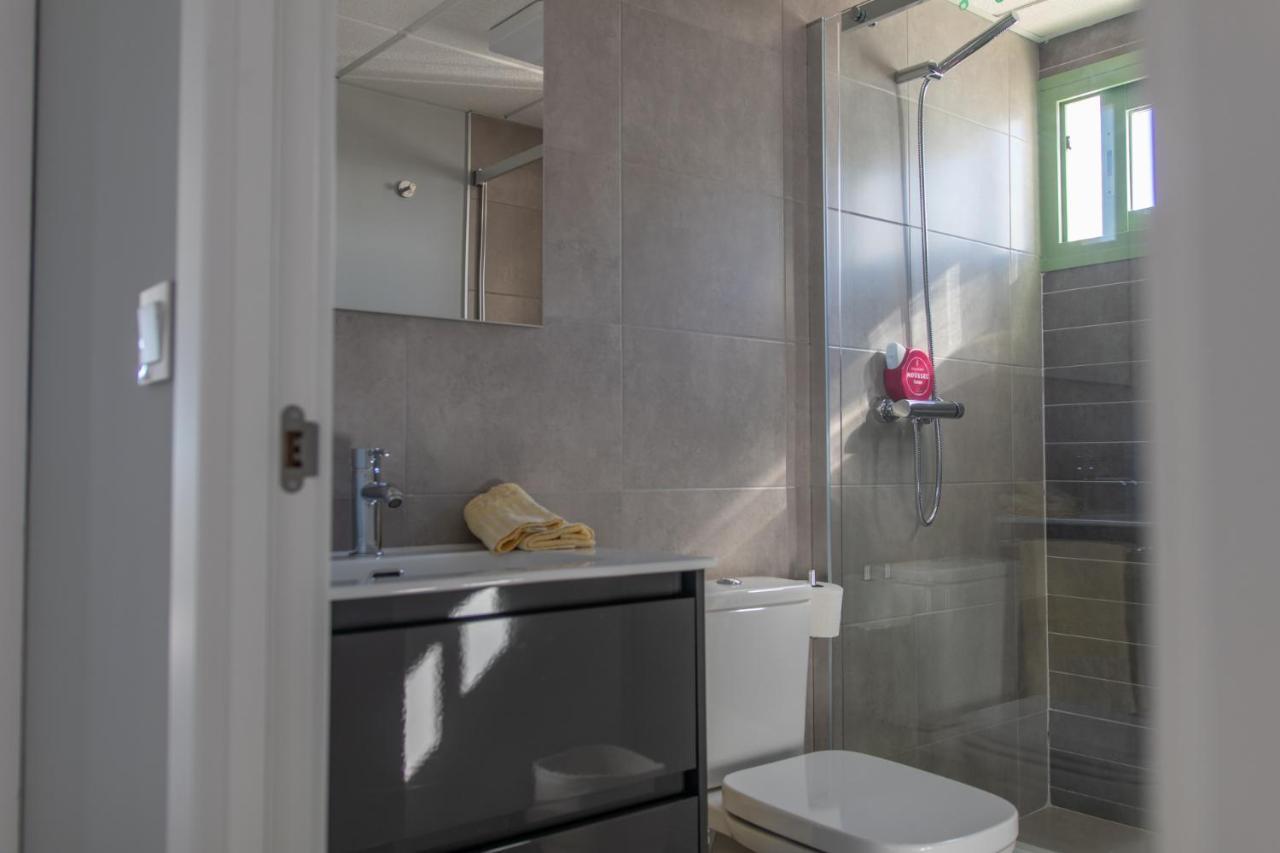 Precioso Apartamento Frente A La Playa Con Piscina موخاكار المظهر الخارجي الصورة
