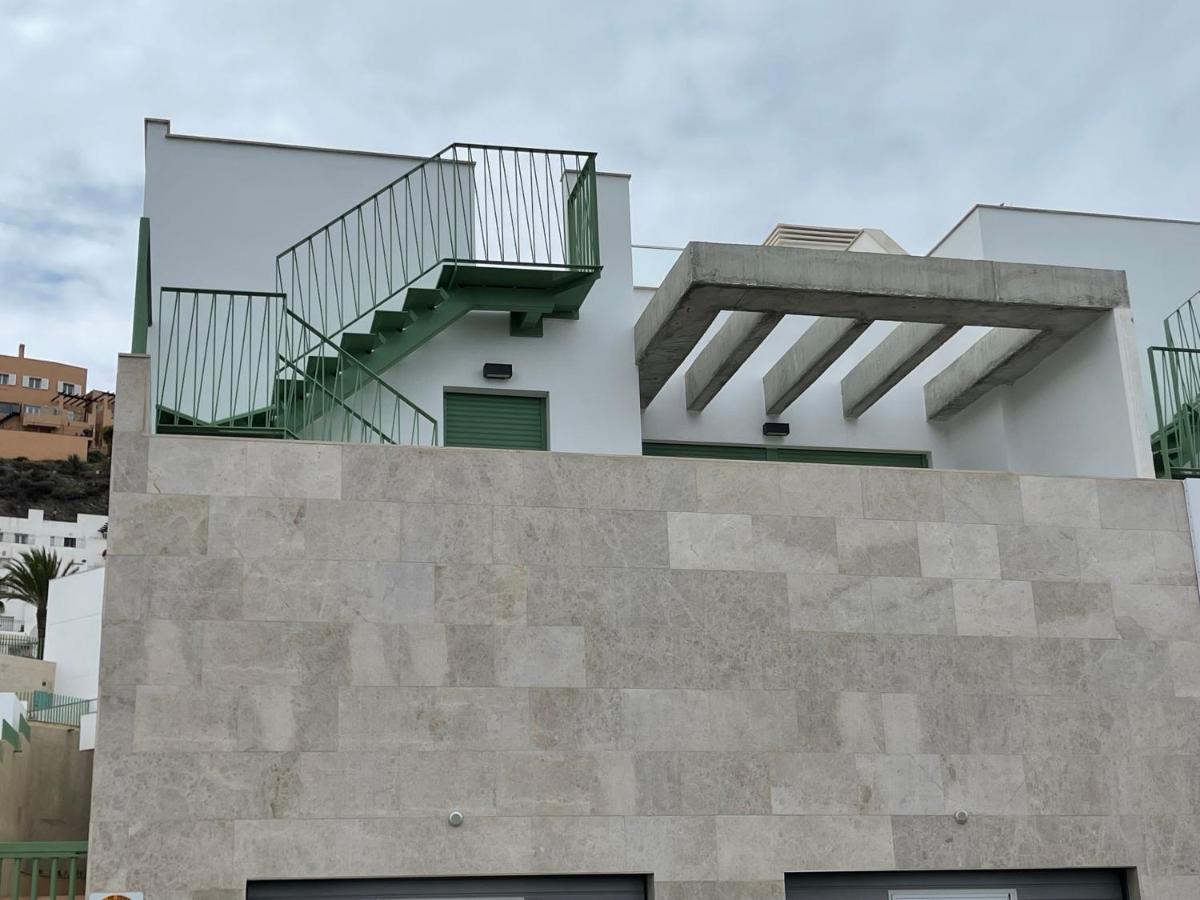 Precioso Apartamento Frente A La Playa Con Piscina موخاكار المظهر الخارجي الصورة